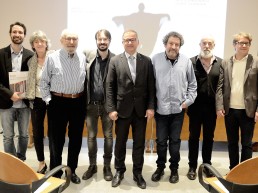 Foto de familia, Eufrasio Lucena, coordinador y traductor, Christine Richter, José Luis Ferrera, Pablo Iglesias Simón, Stanislav Skoda, Director del Centro Checo en Madrid, Juan Gómez-Cornejo, José Luis Raymond y representante del Centro Checo en Madrid.