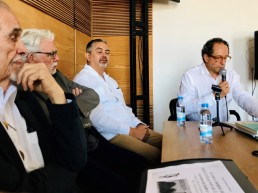 Expositores: Carlos Francisco Moura, Juan Ruesga, Óscar Armando García, presentador José Manuel Castanheira.