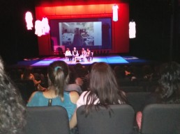 Encuentro Oficios en realización de vestuario escénico, en las III Jornadas de Escenografía del CDN , Moderadora Marisa Etxarri, Participantes María Calderón, Ana Llena y Sastrería Cornejo.