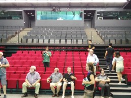 Visita Cloud Gate Theatre.